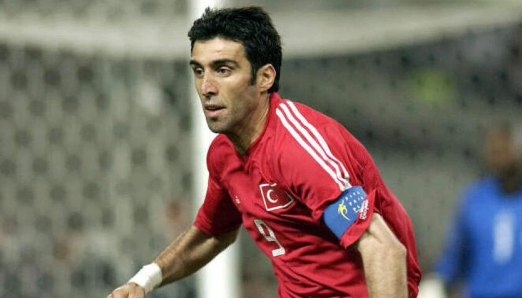 Συγκλονίζει ο Χακάν Σουκούρ – Έγινε οδηγός ταξί στις ΗΠΑ – «Μου πήρε τα πάντα ο Ερντογάν»